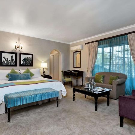 Mount Grace Hotel & Spa Magaliesburg Εξωτερικό φωτογραφία A bedroom at the Taj Bengal